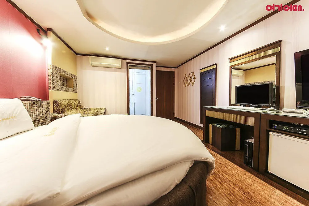 With Hotel Incheon