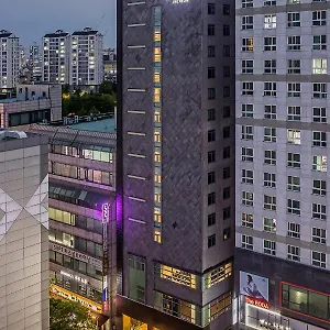 Aank Guwol Отель